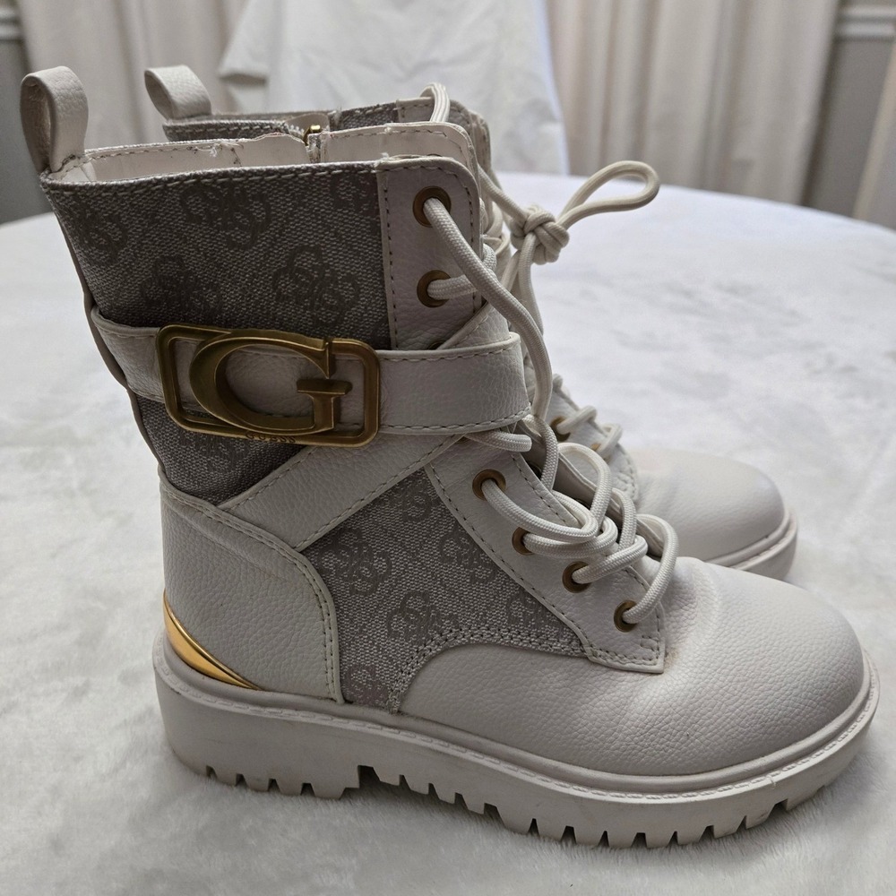 Guess White Logo Y2K Grunge Combat Boots Lace Up Buckle Detail‎ Size 5.5M